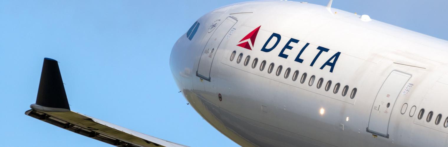 Delta Air Lines report: loss dropped 61%